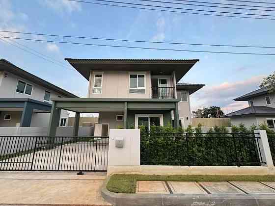 House 3 Beds 3 Baths Phuket