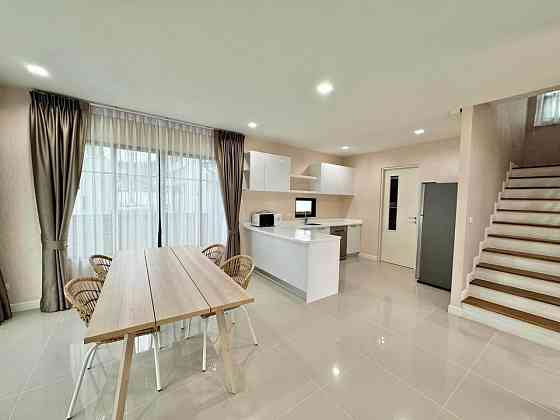3 Bedrooms, 3 Bathrooms -House Пхукет