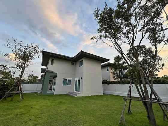4 Beds 3 Baths - House Пхукет