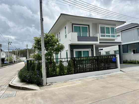 3 Bedrooms, 3 Bathrooms -House Пхукет