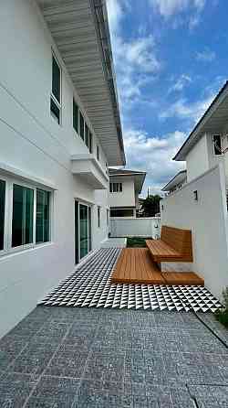 3 Bedrooms, 3 Bathrooms Пхукет