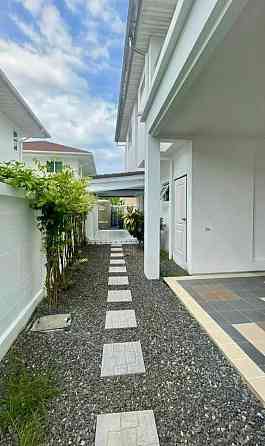 4 Bedrooms, 3 Bathrooms Пхукет