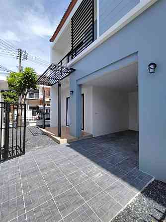 3 Bedrooms, 3 Bathrooms -House Пхукет
