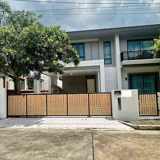 4 Bedrooms, 3 Bathrooms -House Пхукет