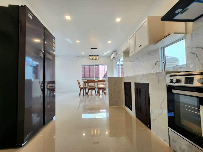 3 Bedrooms, 2 Bathrooms Phuket - photo 8