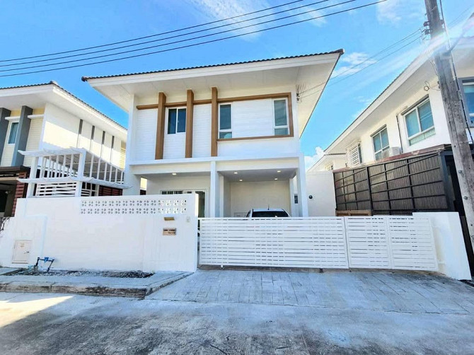 3 Bedrooms, 2 Bathrooms Phuket - photo 2