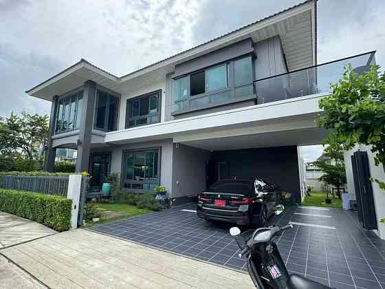 4 Bedrooms, 6 Bathrooms - House Пхукет