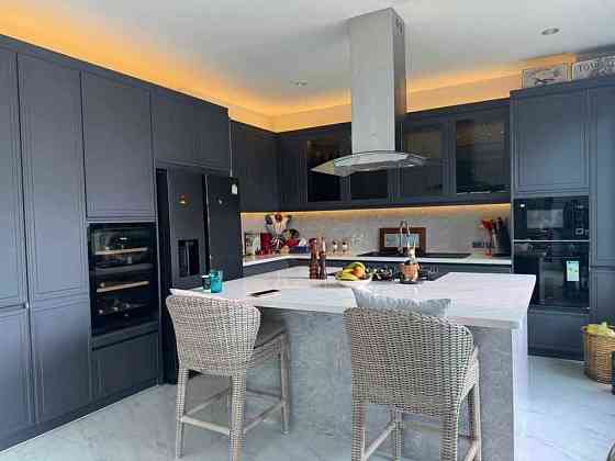 4 Bedrooms, 6 Bathrooms - House Пхукет