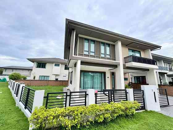 3 Bedrooms, 3 Bathrooms -House Phuket