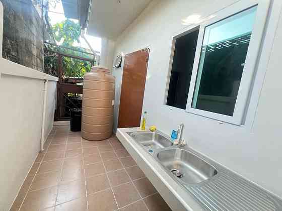 2 Bedrooms, 1 Bathroom - House Phuket