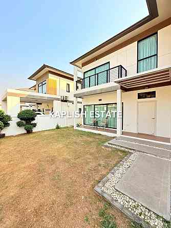 3 Beds 4 Baths - House Pattaya