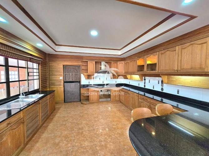 4 Beds 3 Baths House Pattaya - photo 16