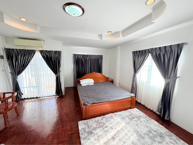 2 Chambres, 2 Salles de Bain - Maison Pattaya - photo 14
