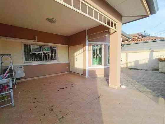 2 Bedrooms, 1 Bathroom - House Pattaya