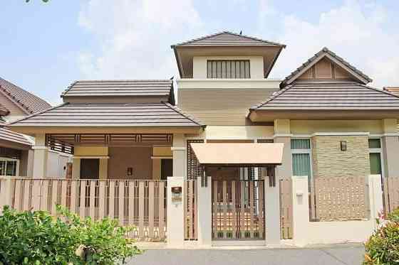 3 Beds 4 Baths - House Pattaya