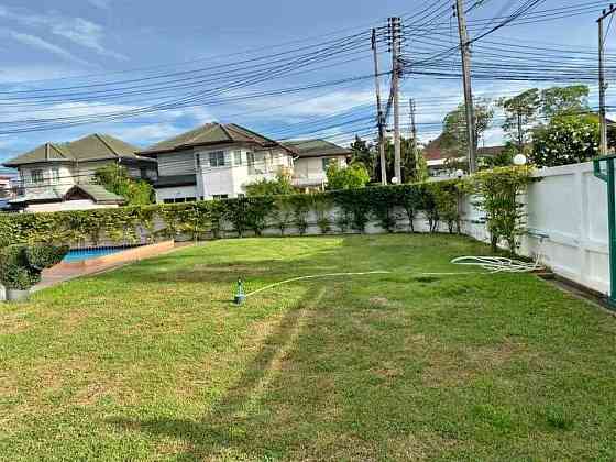 3 Beds 4 Baths - House Pattaya
