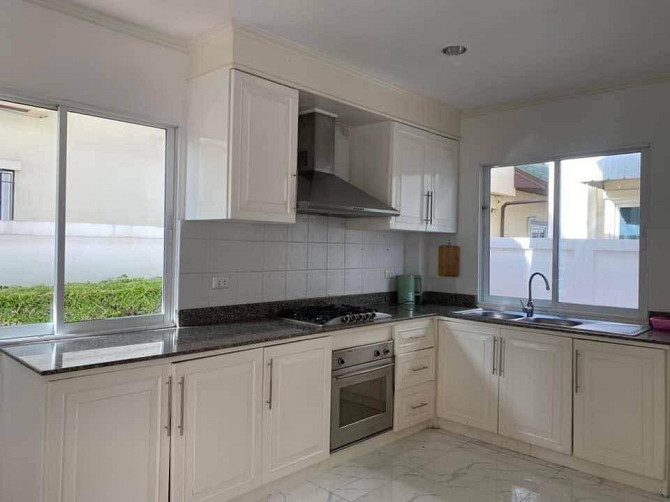3 Chambres 4 Salles de Bain - Maison Pattaya - photo 9