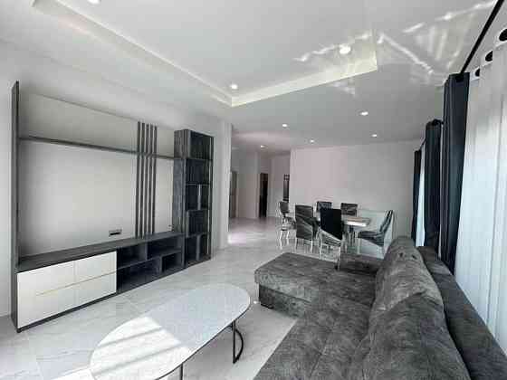 4 Beds 3 Baths - House Pattaya
