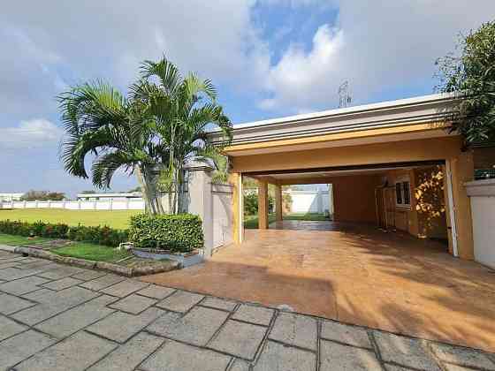 4 Bedrooms, 5 Bathrooms - Home Pattaya