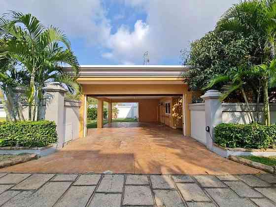 4 Bedrooms, 5 Bathrooms - Home Pattaya