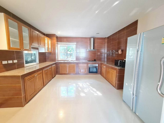 4 Chambres, 5 Salles de Bain - Maison Pattaya - photo 12