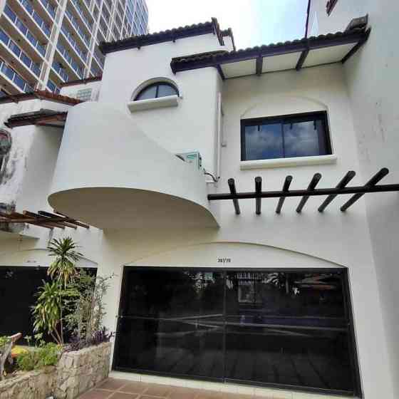 4 Bedrooms, 2 Bathrooms - Home Pattaya