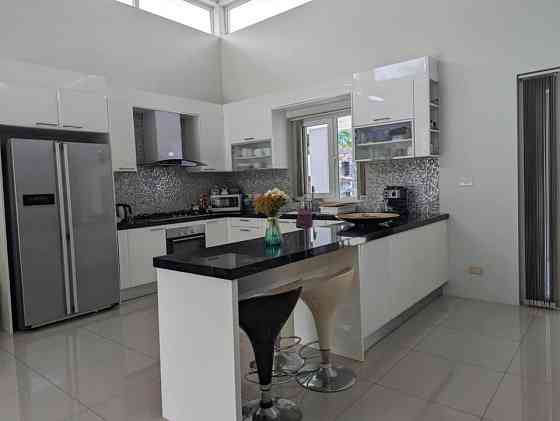 4 Beds 3 Bathrooms – House Pattaya