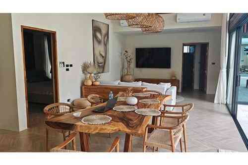 3 Beds 4 Baths House Samui