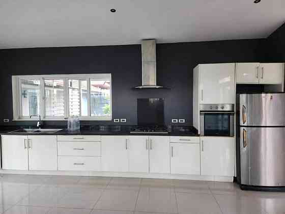 2 Beds 2 Baths House Samui