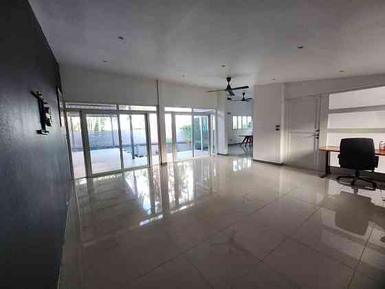 2 Beds 2 Baths House Samui