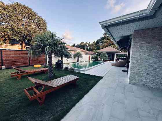 House with bedrooms: 4 and bathrooms: 4 Phangan