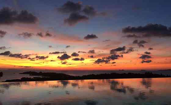 5 bedrooms, 6 bathrooms Samui