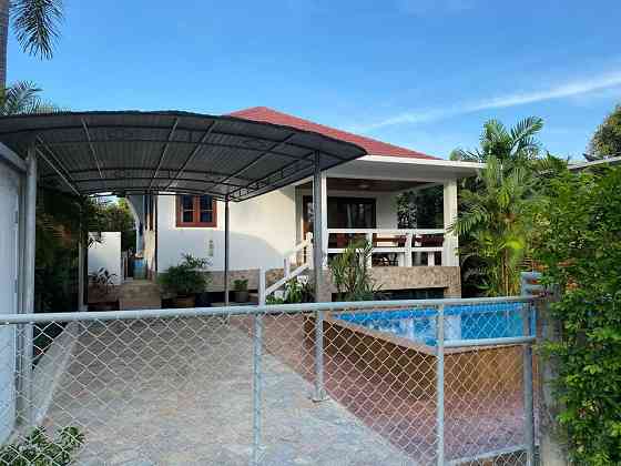 2 Beds 3 Baths House Samui