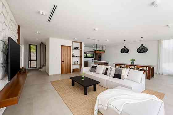 Sea View luxurious 3 bed villa with captivating design in great location Samui