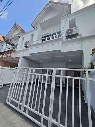 3 bedrooms, 3 bathrooms - townhouses Samui