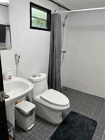 1 Bed 2 Baths - House Панган