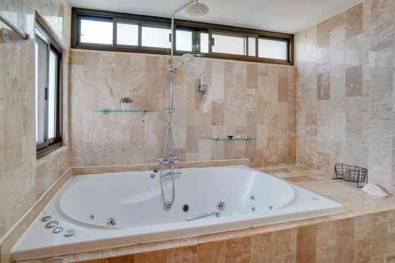 4 Beds 3.5 Baths - House Samui